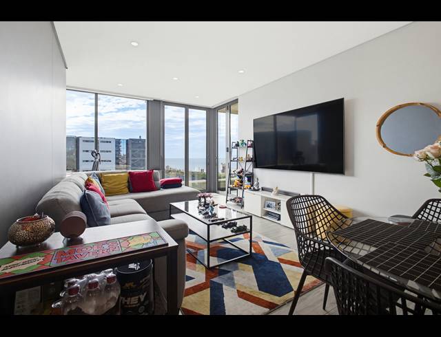 2 BEDROOM APARTMENT FOR SALE IN UMHLANGA CENTRAL